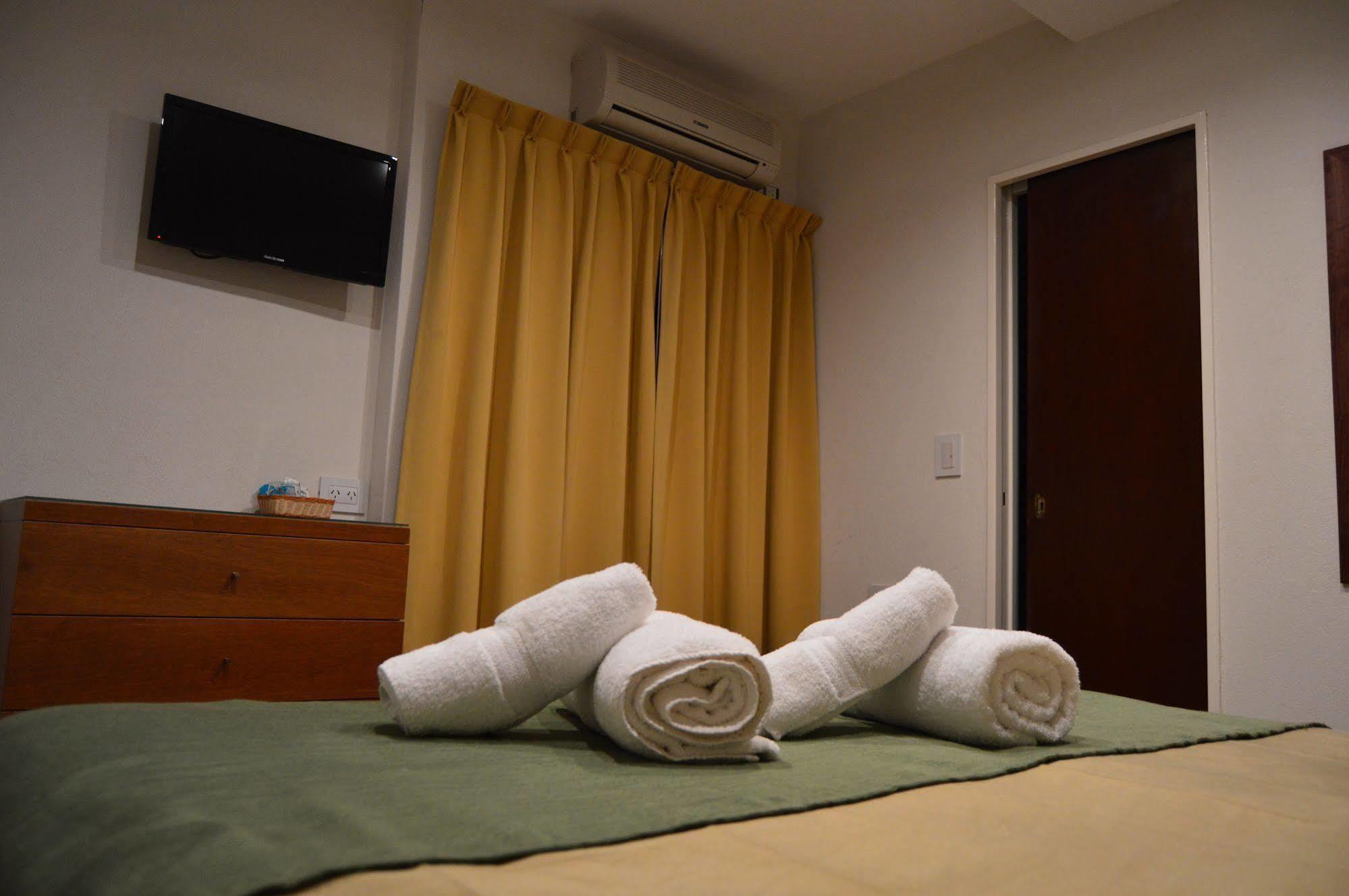 Hotel Puerta Del Sol Pinamar Exterior photo