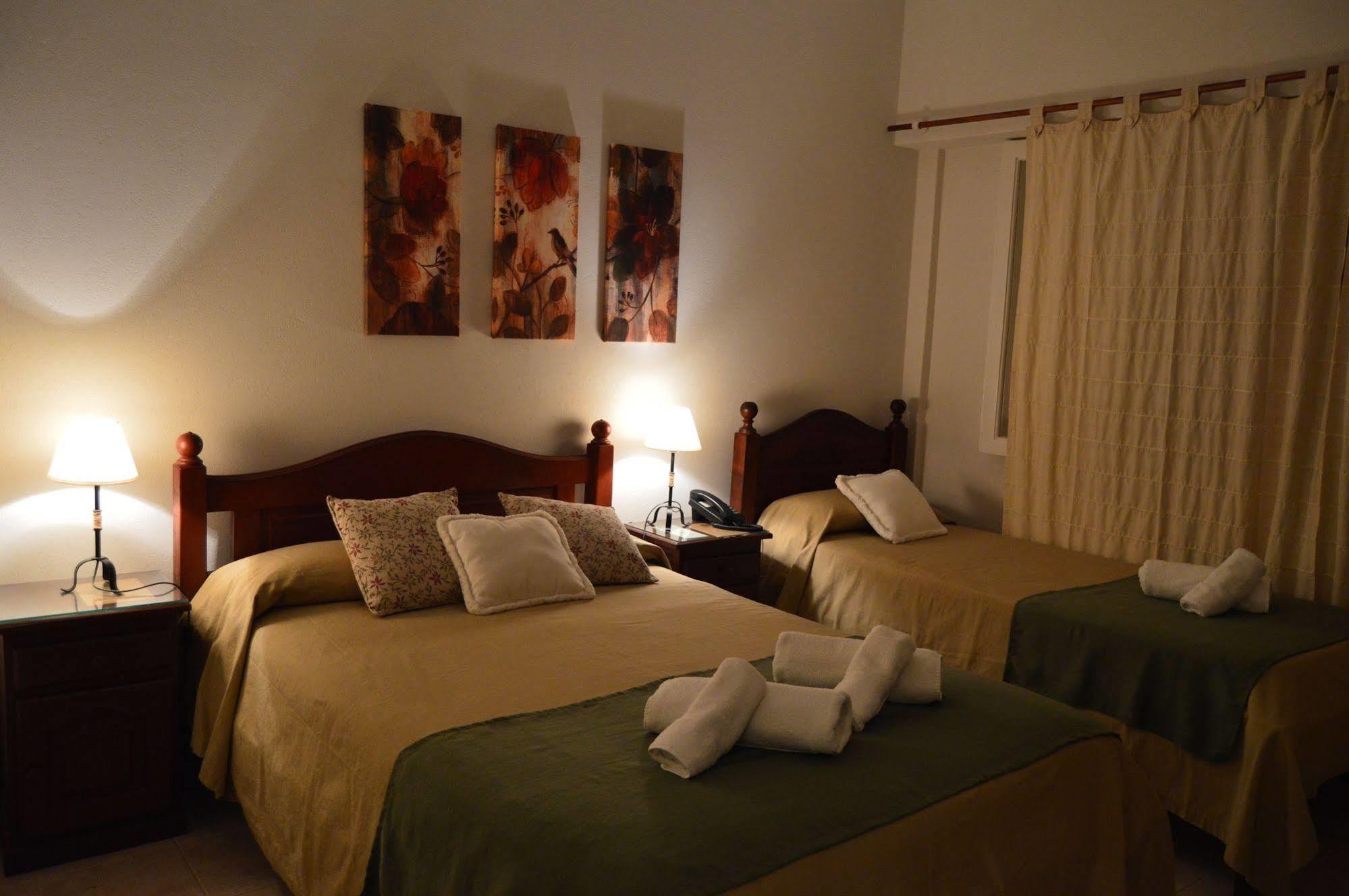 Hotel Puerta Del Sol Pinamar Exterior photo